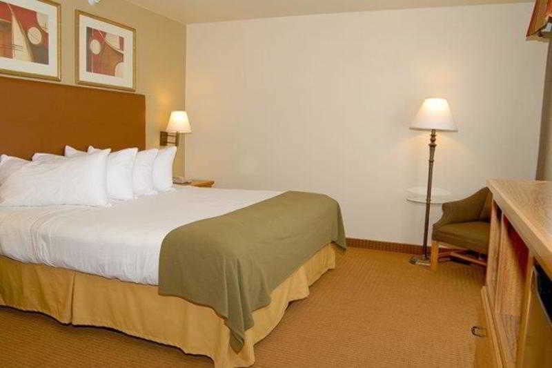 Best Western Wapakoneta Inn Phòng bức ảnh